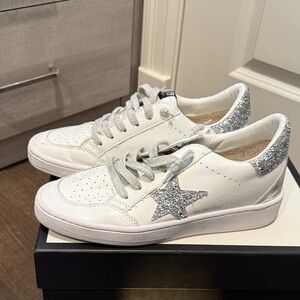 Vintage Havana White and Silver Sneakers